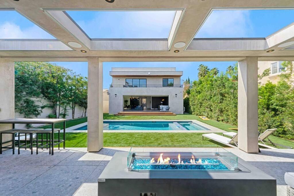 Pousada Hollywood Hills 5 Bedroom Villa, Pool, Rooftop, Parking