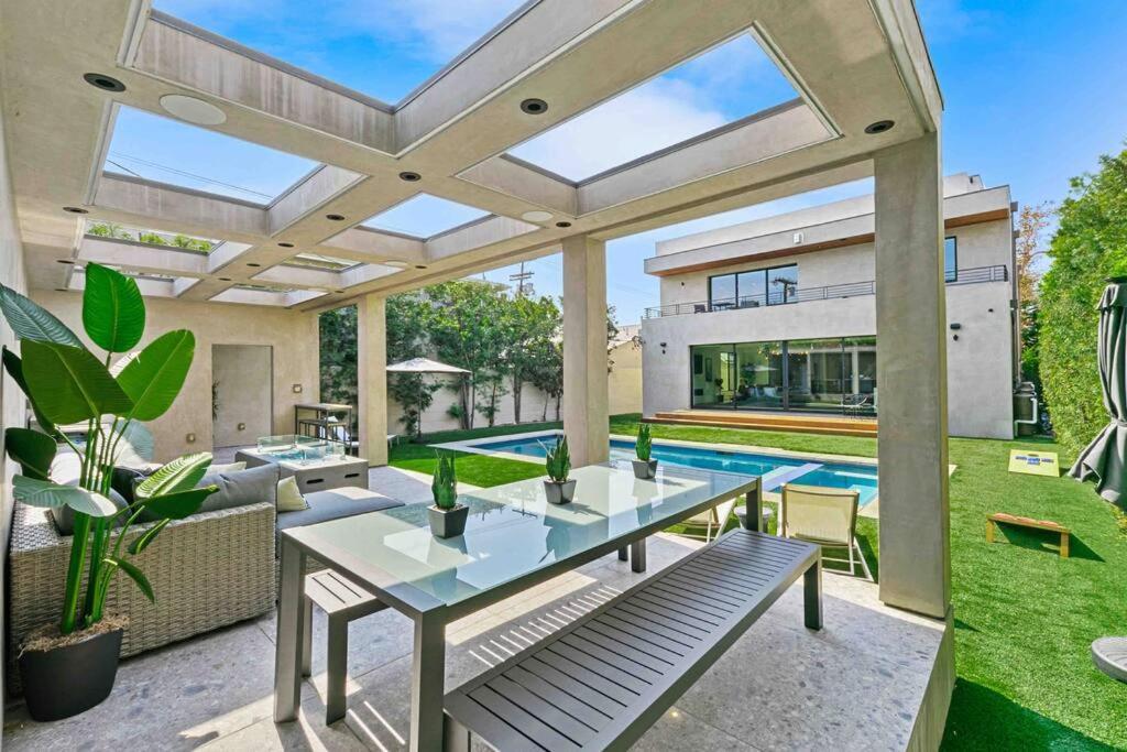 Hollywood Hills 5 Bedroom Villa, Pool, Rooftop, Parking Pousada *